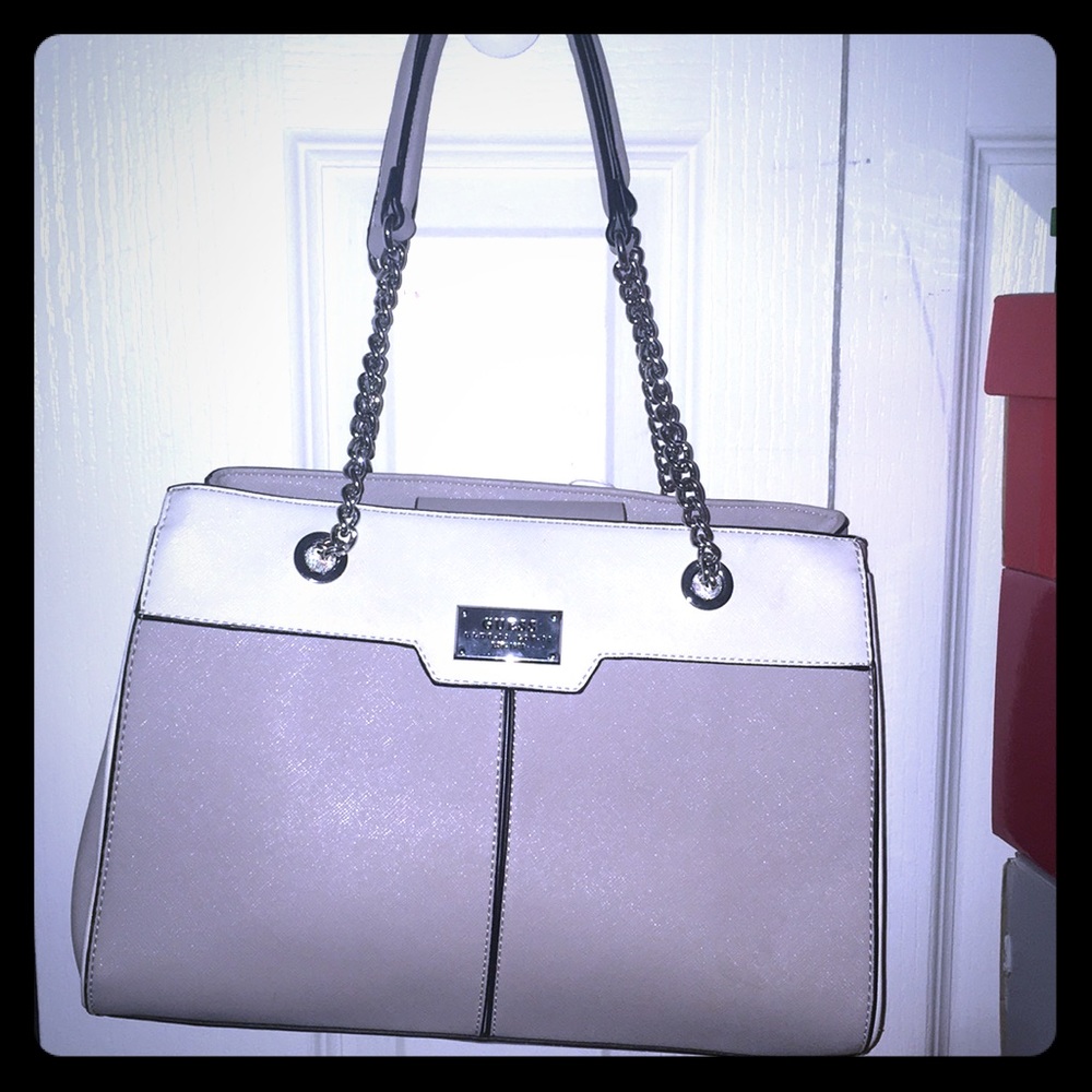 Guess purse
